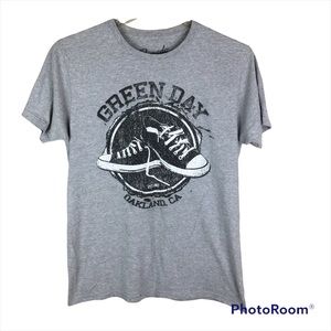 Bravado Green Day gray sneaker logo band T- shirt Oakland,CA
